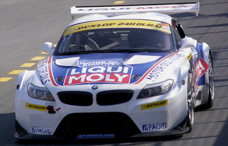 2011 samarbejdet begyndte i denne BMW Z4 GT3 racer ved 24-timers løbet i Dubai.